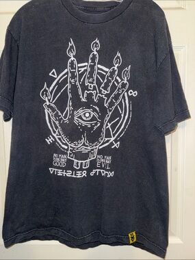 WWE NXT Aleister Black "Fade to Black" unisex L